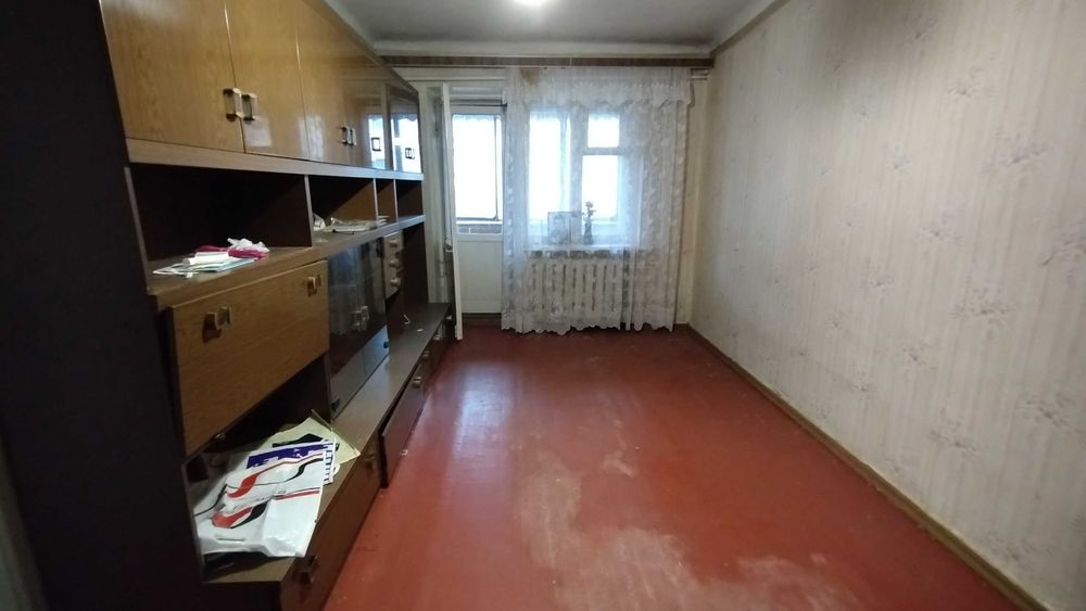 Продаж в зв'яку з переїздом, 2-кв вул. Глебова,  45м2, 5/5 кирп. житловий стан