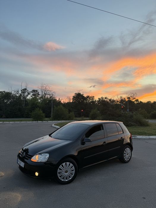 Продам Volkswagen golf 5