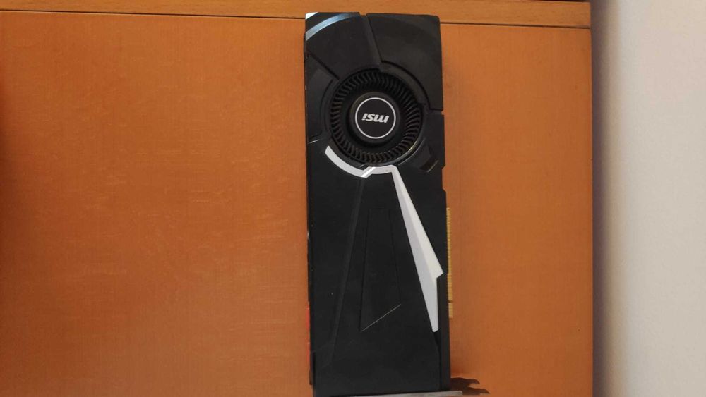 Placa gráfica Nvidea GeForce GTX MSI 1070