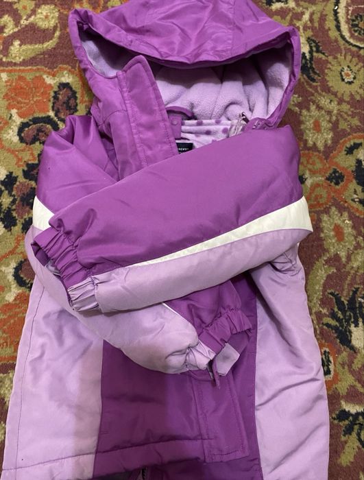 Курточка  на девочку