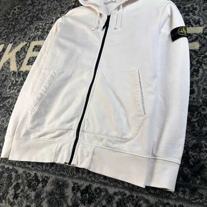 Zip hoodie stone island white gwizd