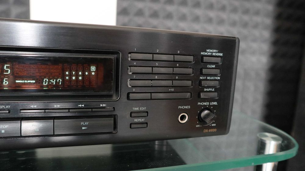 Cd проигрыватель ONKYO C-100  Onkyo dx-6920 ONKYO DX-6620