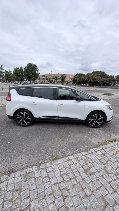 Renault Scénic — fotografia 3