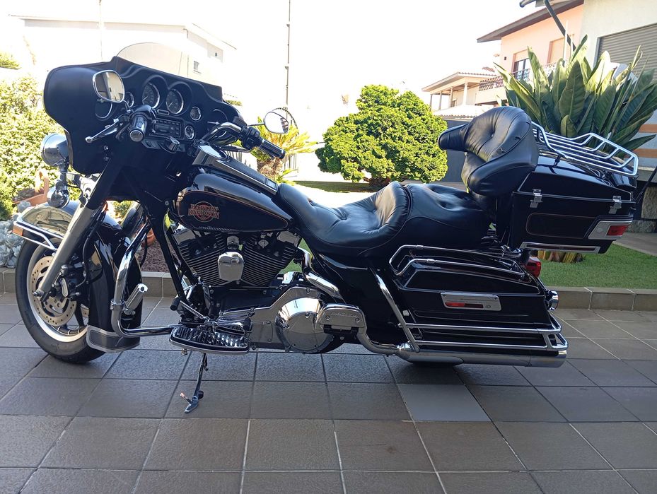 Harley Davidson Electra Glide Classic (FLHTC)