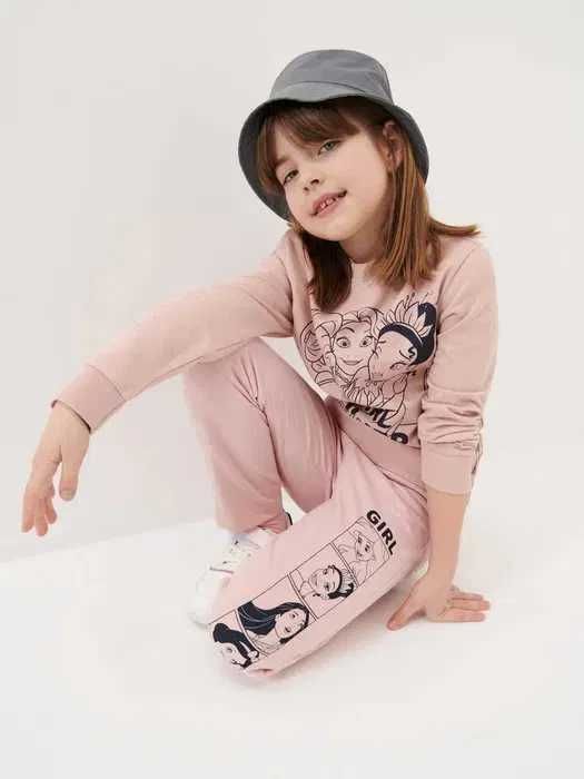 Spodnie dresowe Disney  roz104