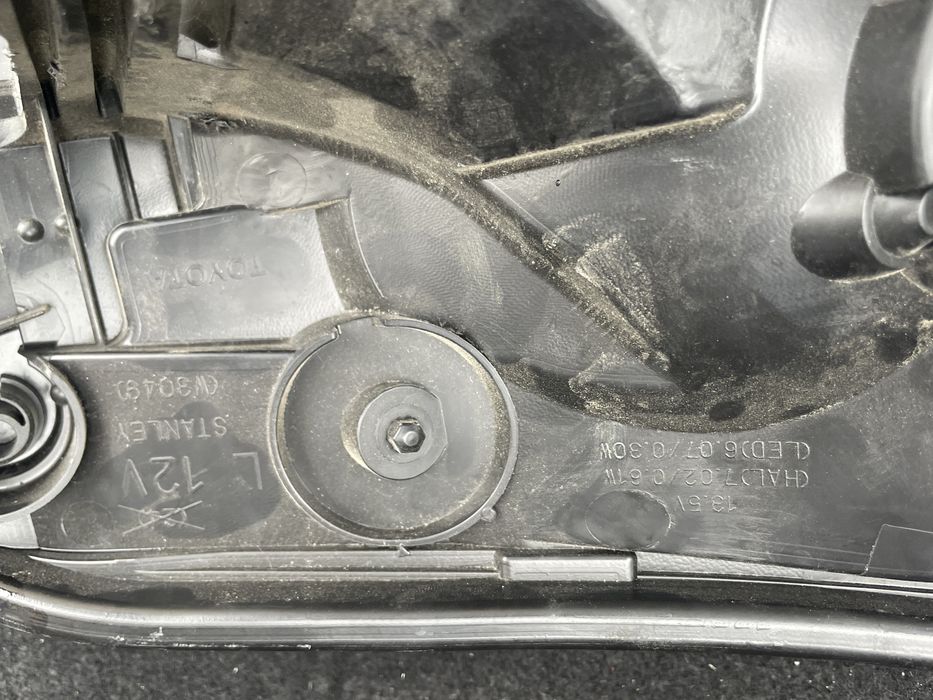 Фара, фара передняя Тойота рав4 (Toyota rav 4) 81150-0r080