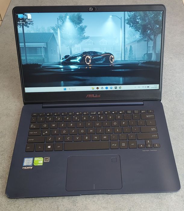 Ноутбук Asus Zenbook  Core i7, ssd 256 ,  8Gb DDR4, видеокарта 940MX