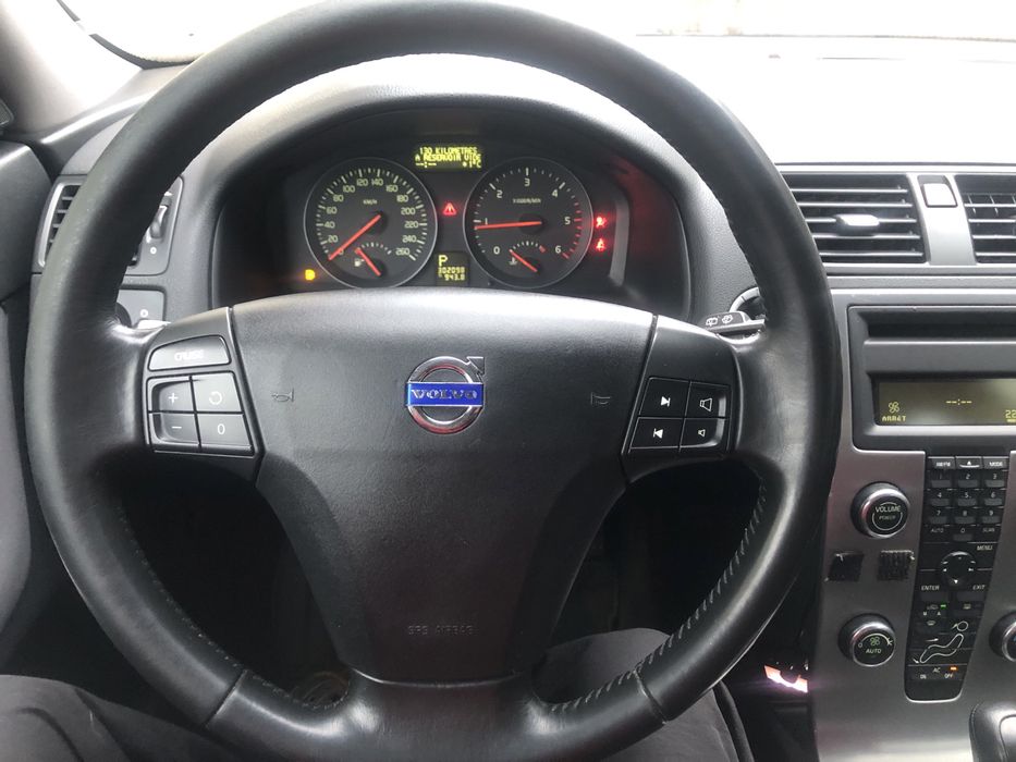 Вольво V50, автомат Aisin, 2.0 D, R- Design, cвiжопригнане