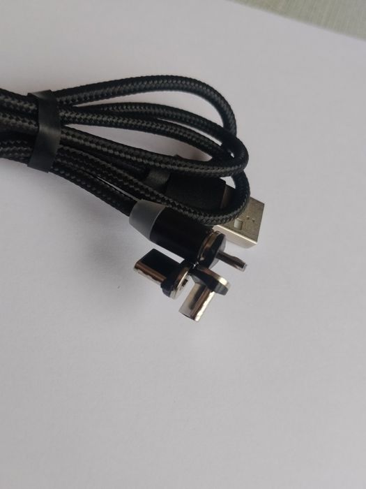 Магнітний кабель зарядки