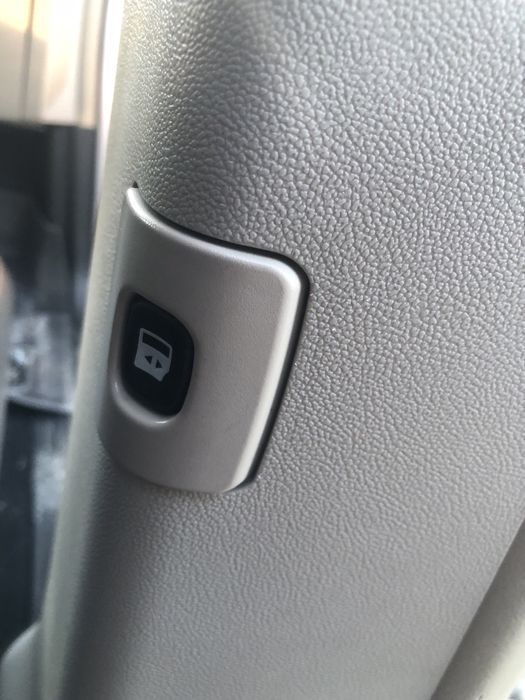 Chrysler town country