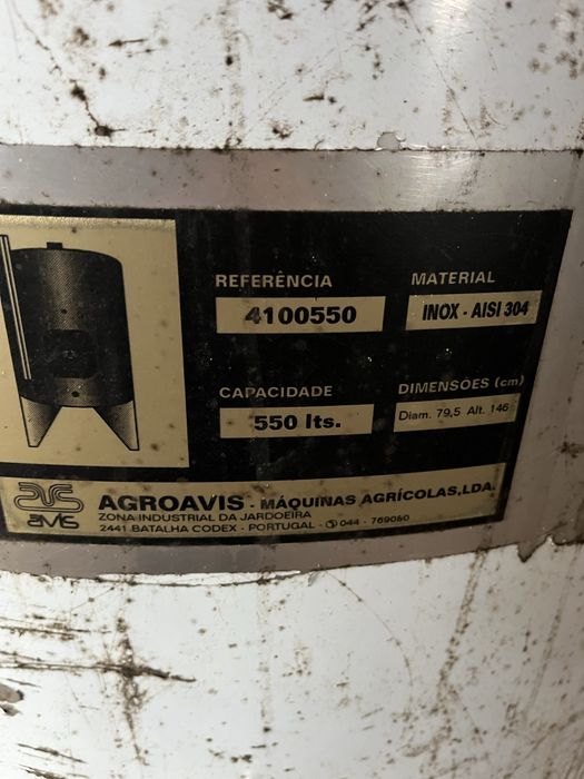 Cubas de inox, relador, prensa de lagar etc