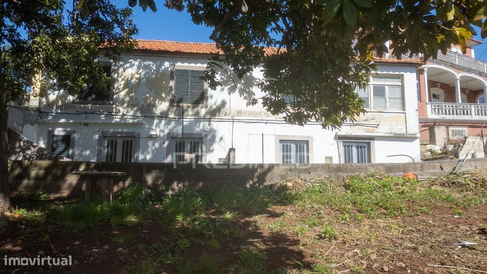 Moradia T3 Geminada em Ruína - Funchal, Ilha da Madeira