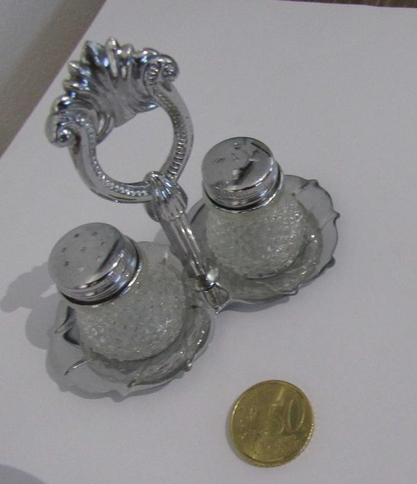Conjunto Saleiro & Pimenteiro em Miniatura (anos 80)
