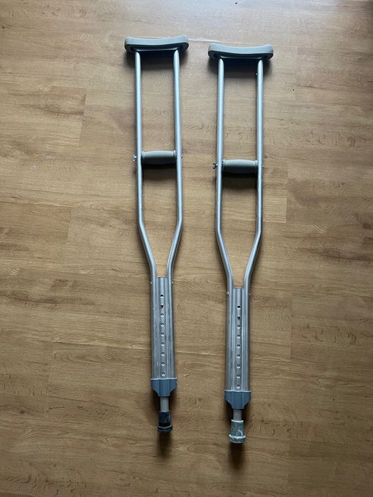 Inwalidzkie Kule pachowe  z regulacją - PARA