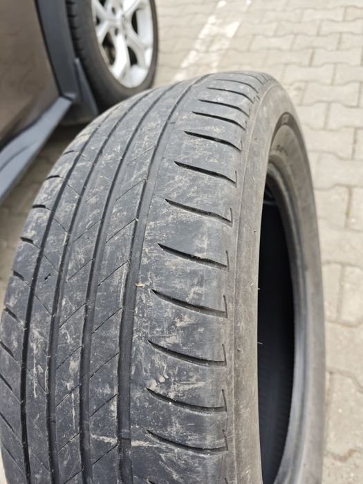 Opony Bridgestone Turanza t005 17 215 60r17