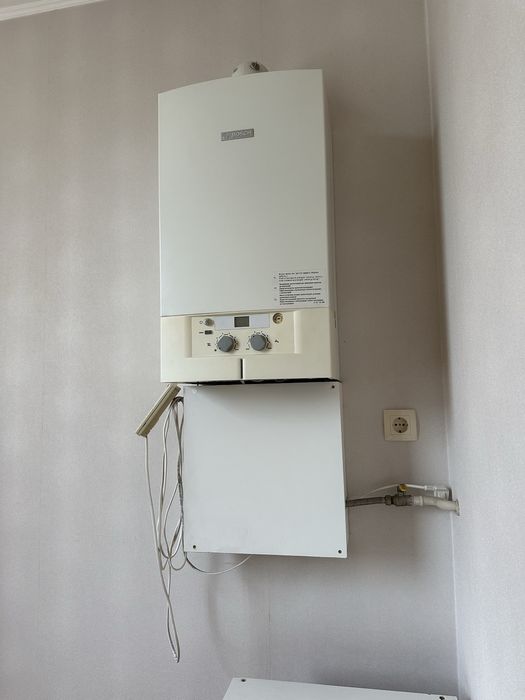 Вернисаж , продам 2 комнатную квартиру, АГВ .Таирова