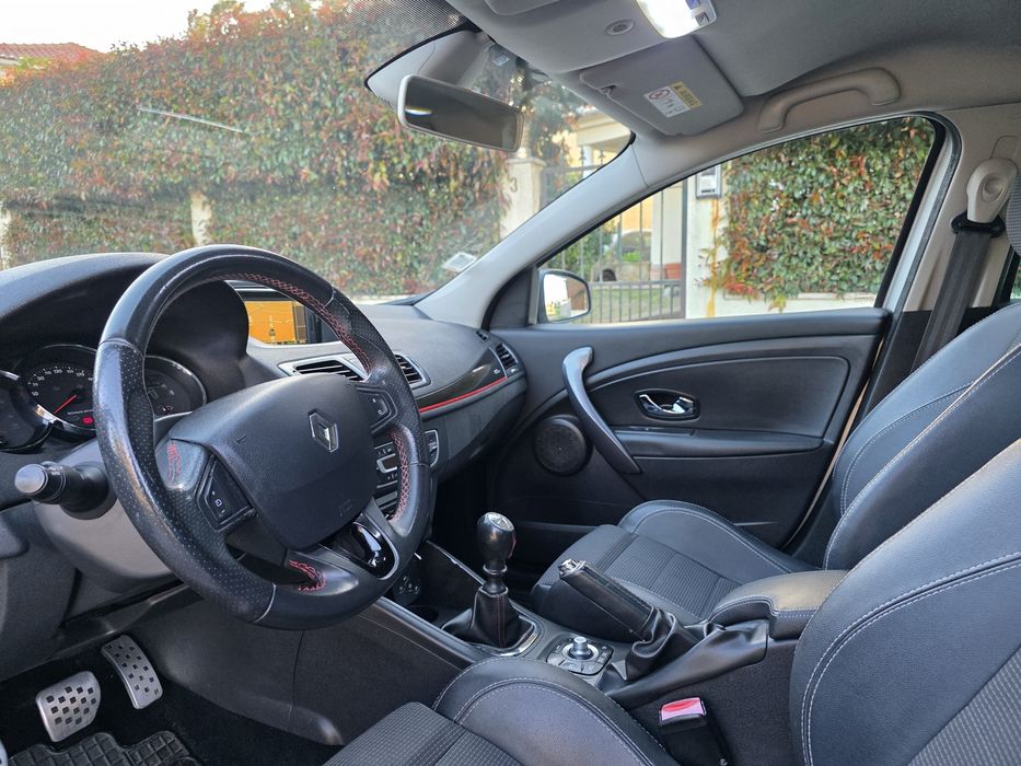 Renault Mégane GT Line Sport Tourer 1.5 DCI — Nacional • Impecável • Full Extras • 2014