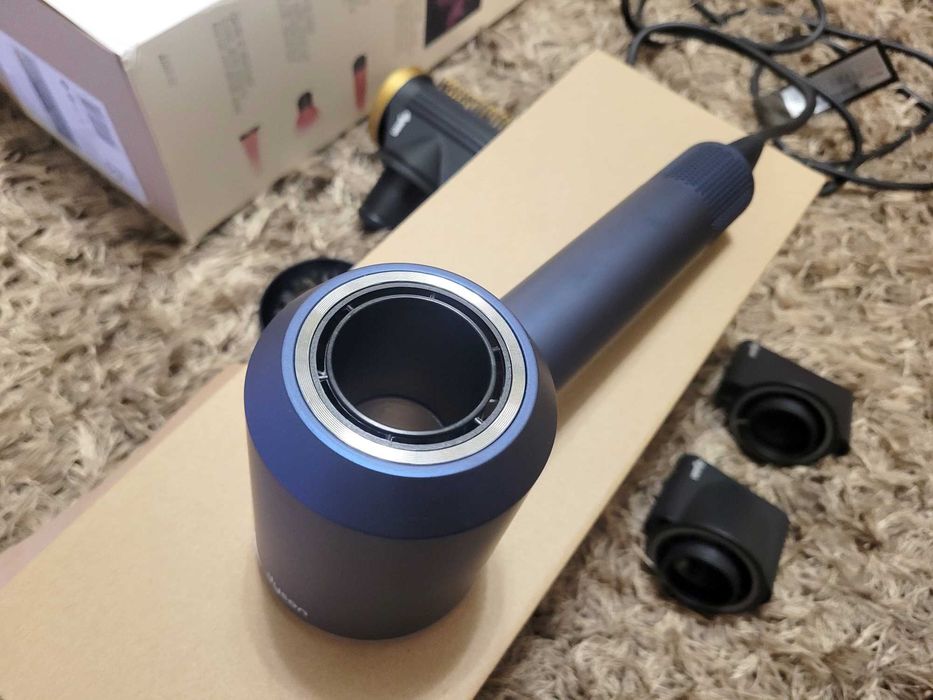 Продам фен Dyson Supersonic HD15 (як новий)