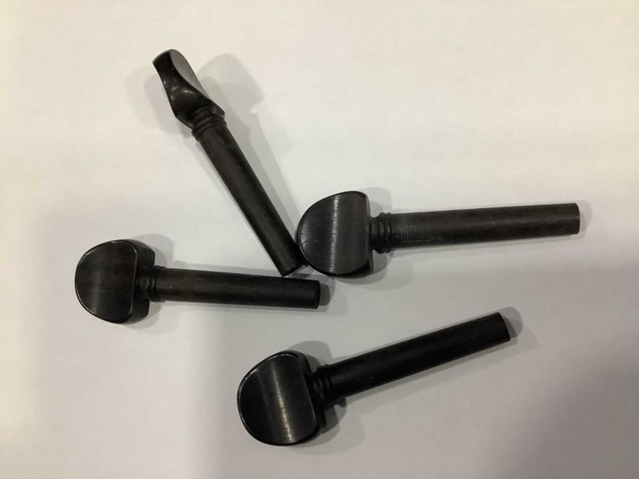 Cravelhas para violino. Novas. Por estrear.