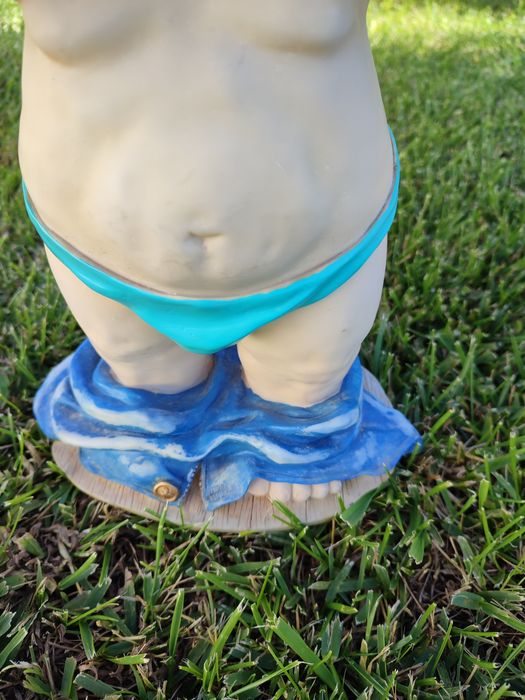 Casal de meninos em resina