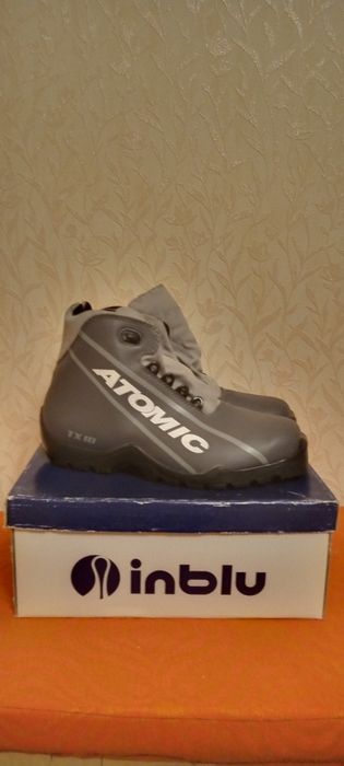 Новые ботинки ATOMIC TX10 для беговых лыж. Размер 41 ( 26 см).
