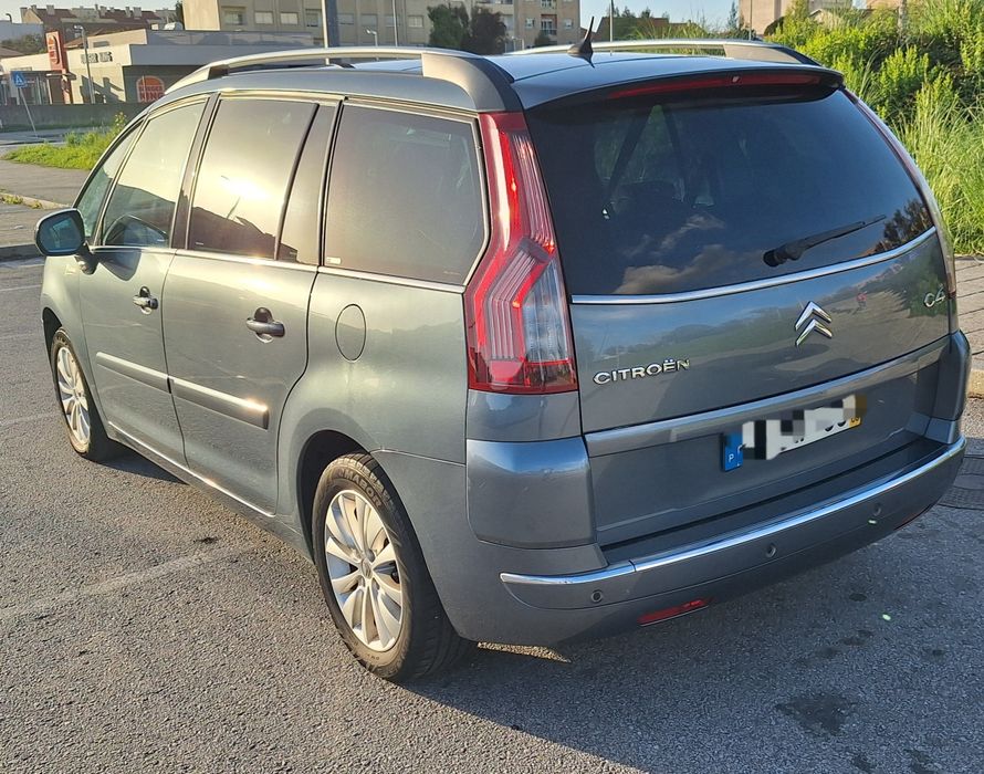 Citroen C4 Grand Picasso 2009 — photo 4