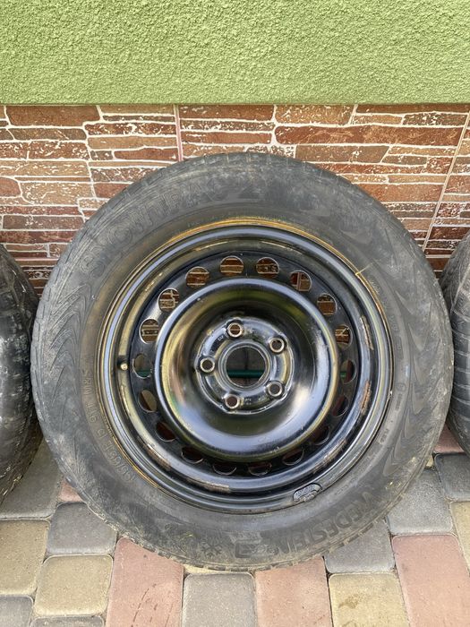 Самовивіз.Продаються 4 диски, 14 розміру на 5 болтів.САМОВИВІЗ