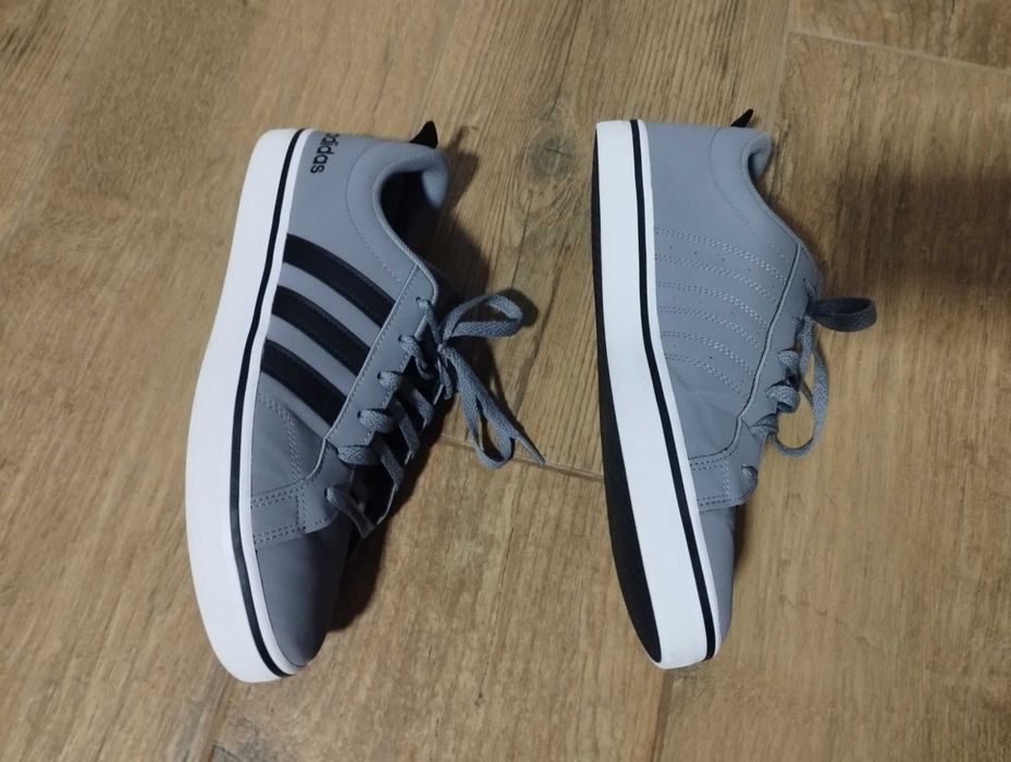 Sapatilhas Adidas Cinzentas 41