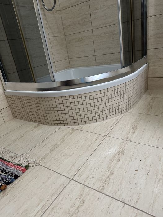 Kabina prysznicowa 90 z brodzikiem