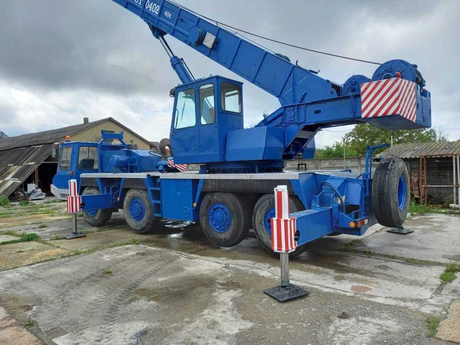 Продам автокран 40 тон