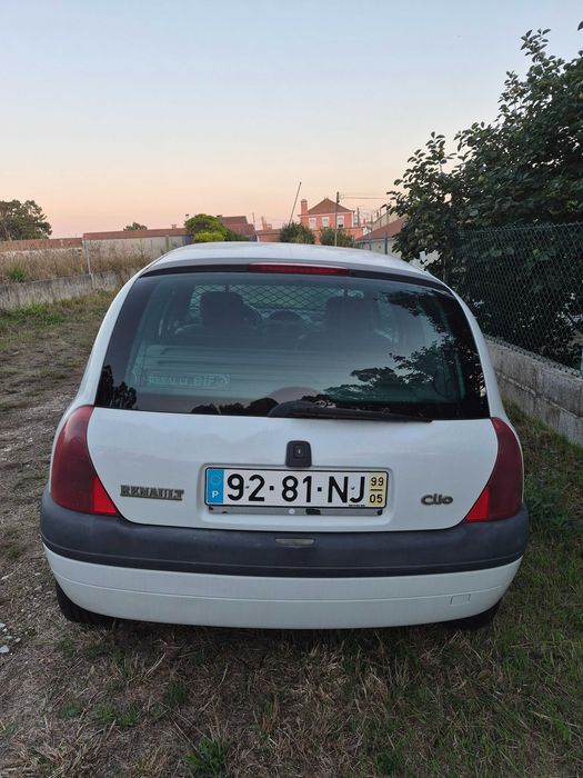 CLIO 2 1,9 D Comercial em Bom Estado