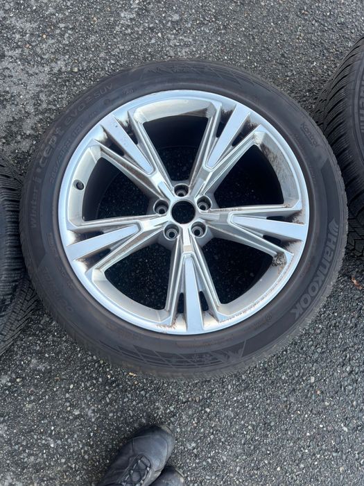 Диски Audi Q8 Q7 R21 оригінал з зимовими шинами 285/45 21 6мм