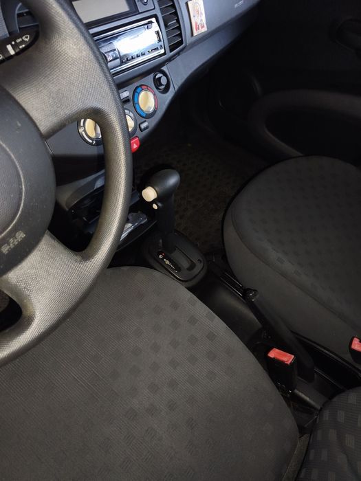 Продам автомобиль Nissan Mikra