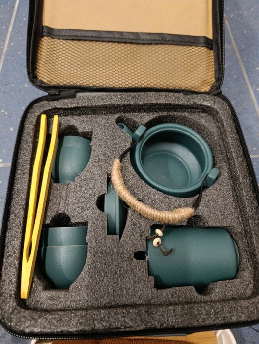 Elegancki Podróżny Zestaw do Herbaty – Ceramiczny, Styl Gongfu Cha + E