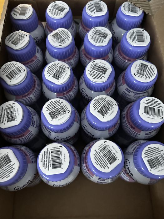 Ентеральне харчування Фортіні Nutricia полуниця 200 мл — 20 шт., нові
