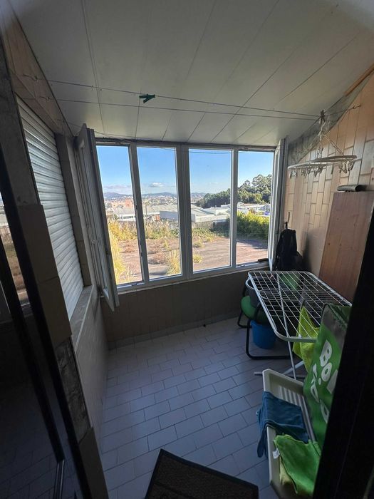 Alugo quarto suite em t3