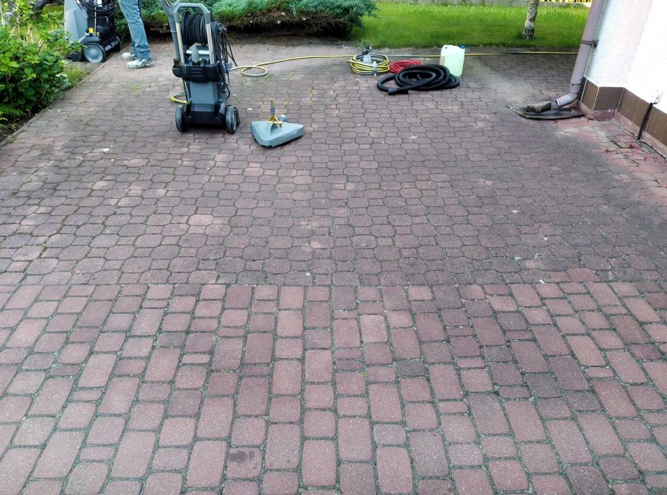 Mycie i malowanie: dachów, kostki brukowej, elewacji
