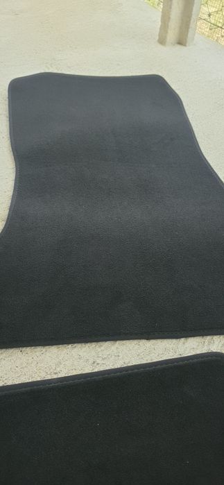 Tapetes veludo  bmw f10/11 em preto
