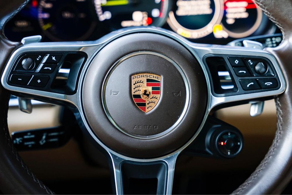 Porcshe panamera 4 E-hybrid