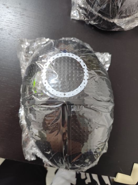 Máscaras alusiva ao jogo Squid game