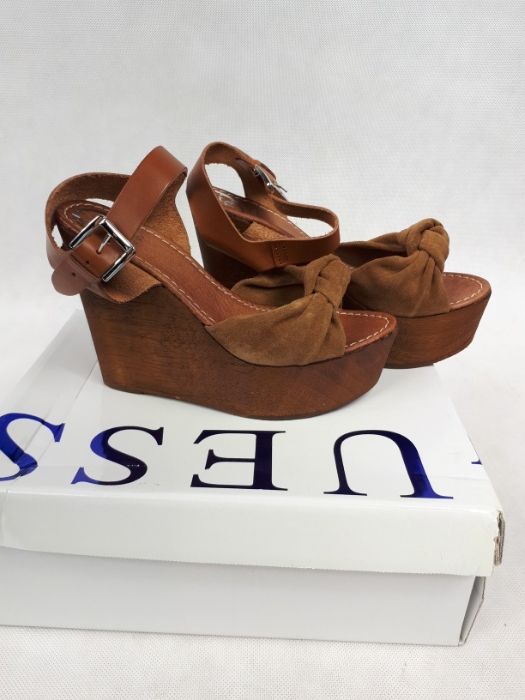 Nowe sandały GUESS zamszowe koturn platforma 38 oryginał