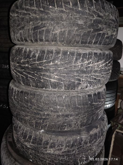185/60R15 Nokian. 4шт.