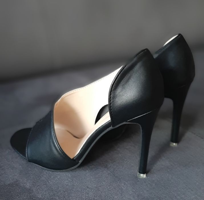 Buty wysoki obcas letnie