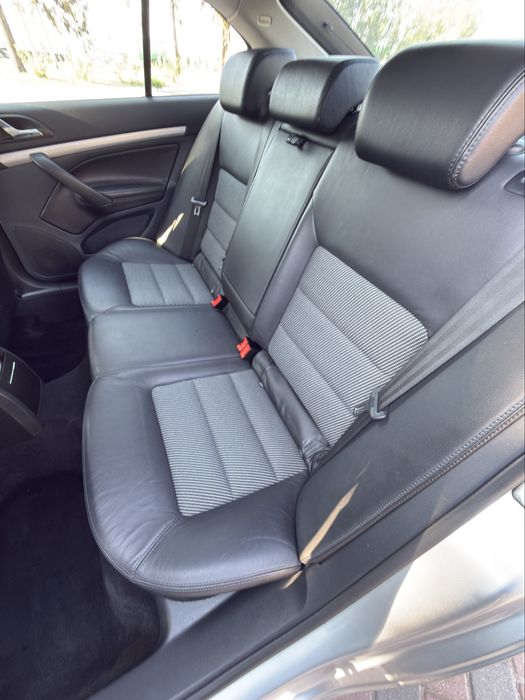 Skoda octavia 2009.  1.4 tsi.  90kw