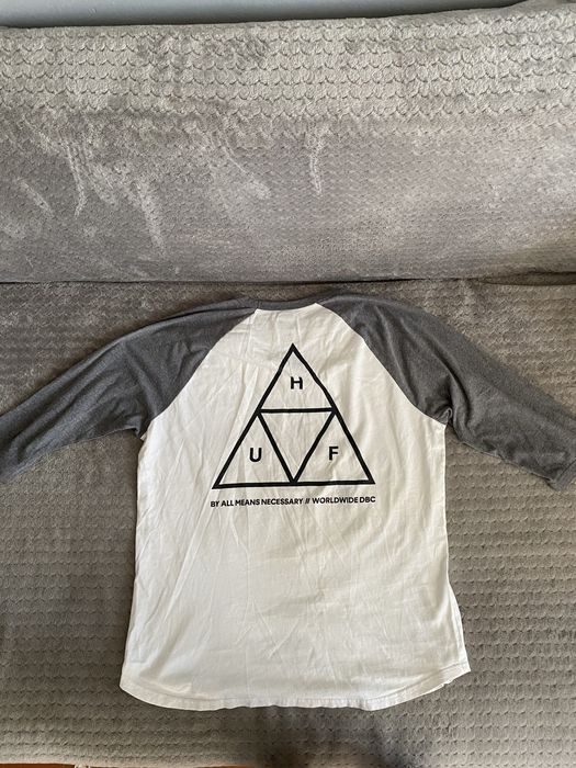 Футболки різних брендів, рок груп