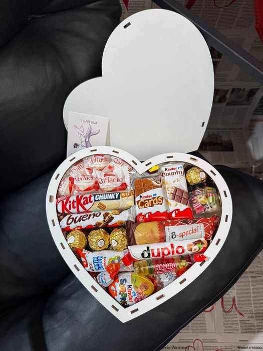 Подарункові солодкі бокси у вигляді серця (розмір 250/280/85) box