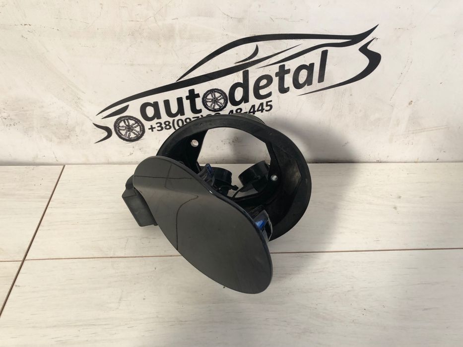 Лючок порта Hyundai Ioniq EV 2016-22 Лючок порта зарядки