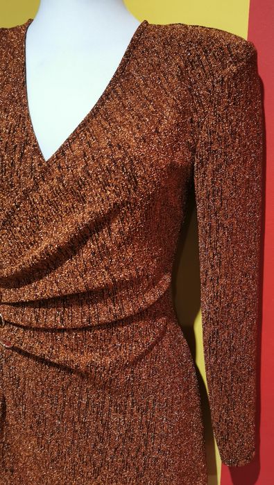 Sukienka z brokatem długa