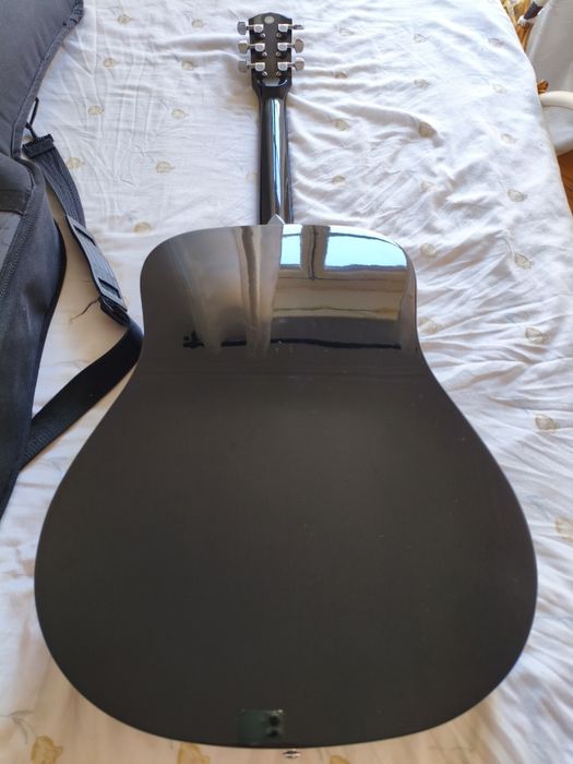 violão.   fender