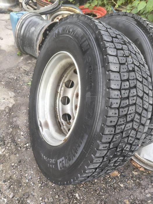 Шини колеса резина 315/70 R22,5  Michelin